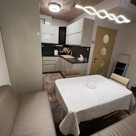 Parizsi Udvar Premium Apartman Apartment *