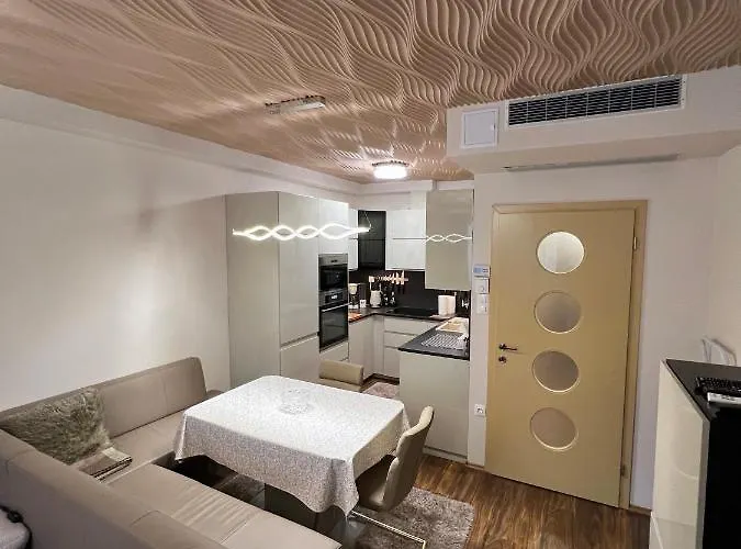 Apartman Párizsi Udvar Prémium *