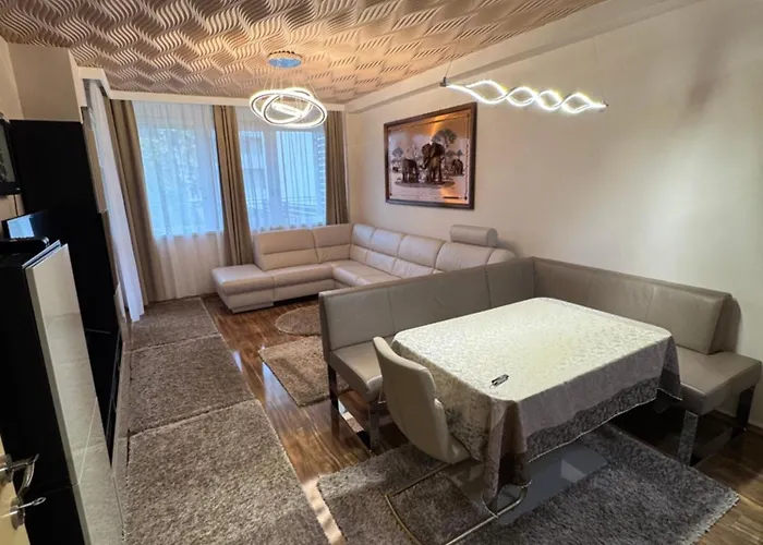 Parizsi Udvar Premium Debrecen